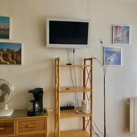 Heliopolis L55 Au Village Naturiste אגדה