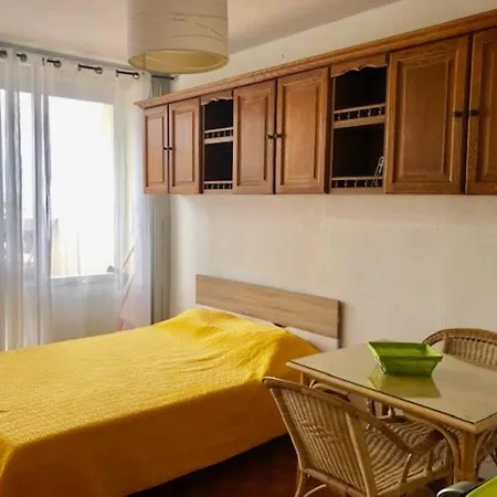 Heliopolis L55 Au Village Naturiste דירה