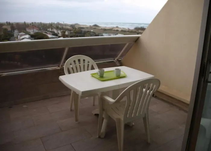 Heliopolis L55 Au Village Naturiste